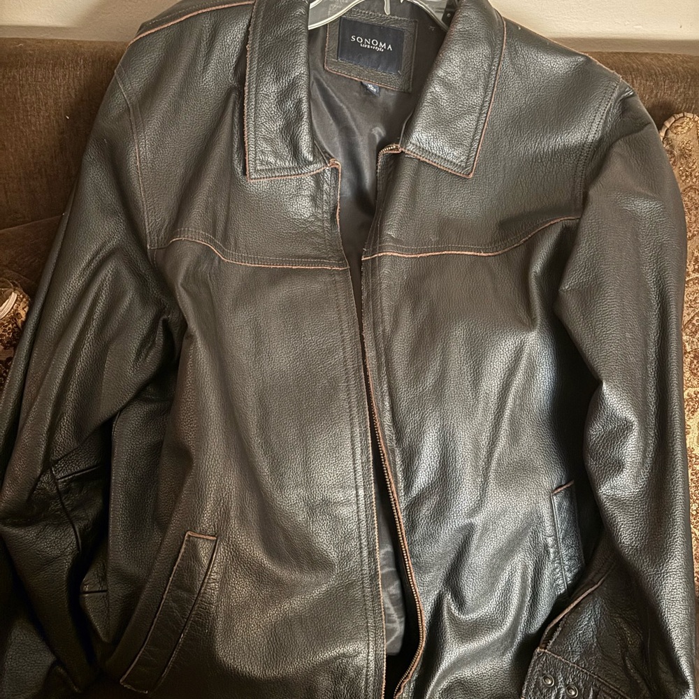 Sonoma Men's Black Leather Jacket - Picture 3 of 4
